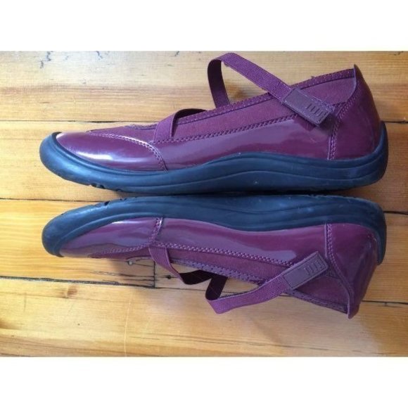 Lands End Mary Jane Shoes 10 D Purple Plum EUC Hook Loop Elastic Retro - Picture 3 of 4